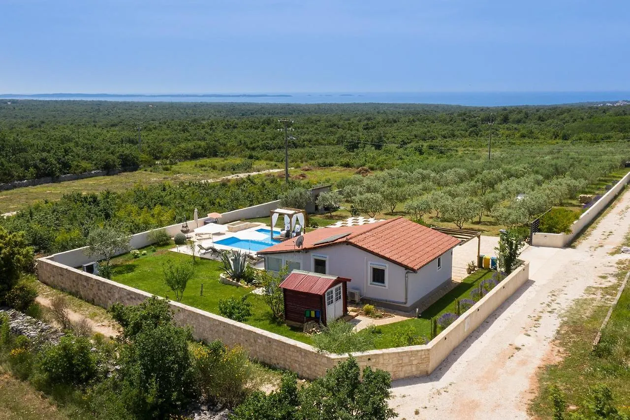 Holiday House Bilos Vodnjan 0*,