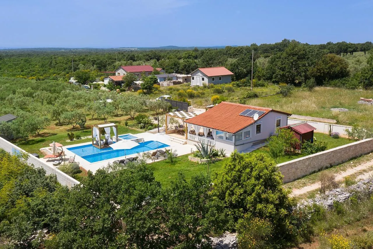 Holiday House Bilos Vodnjan Nyaraló